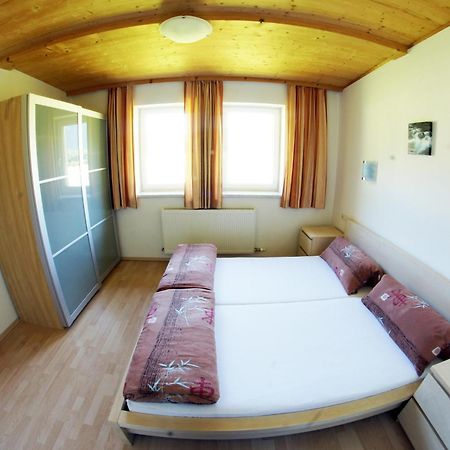 Apartments Bauernhof Dismasn Hof Langenfeld Phòng bức ảnh