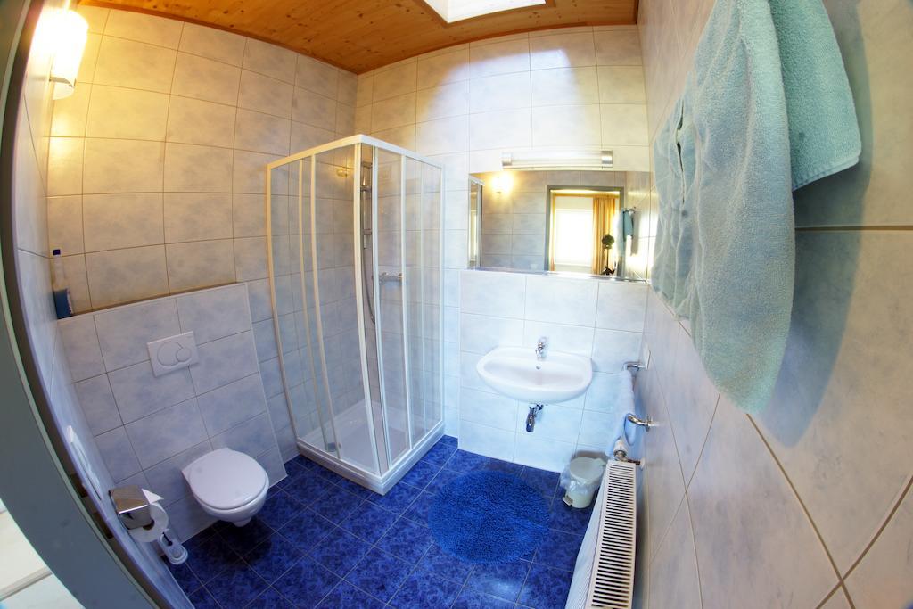 Apartments Bauernhof Dismasn Hof Langenfeld Phòng bức ảnh